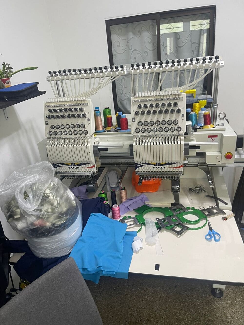 Bordamos prendas en Medellín desde 3000 pesos